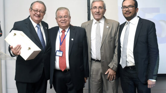 DR. REYES JUÁREZ DEL ANGEL, PAST PRESIDENTE DE FEPAC, SE INTEGRA AL COMITÉ EJECUTIVO DE LA FIDIC